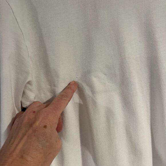 AVID white long sleeve fishing T - M - 🙂3/$15 - Picture 4 of 9